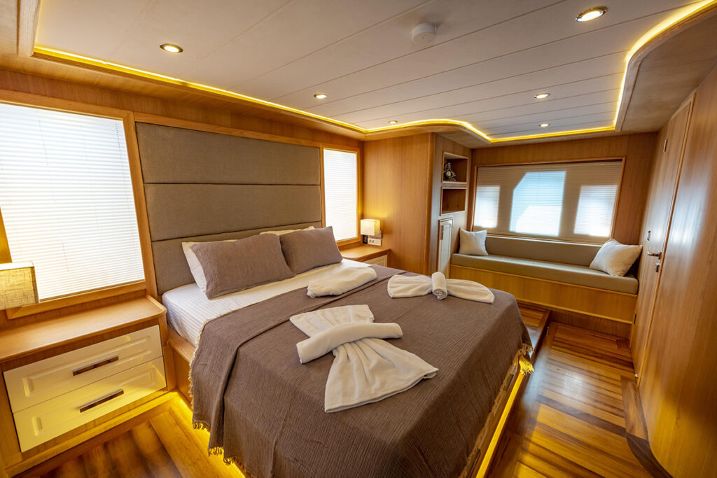 Simay M trawler charter in Fethiye, photo 18